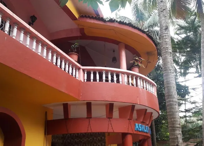 Ashley Holiday House
