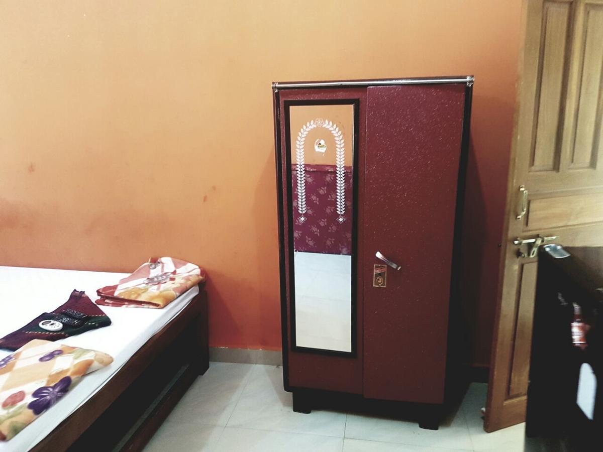 Guest house Ashley House 2*