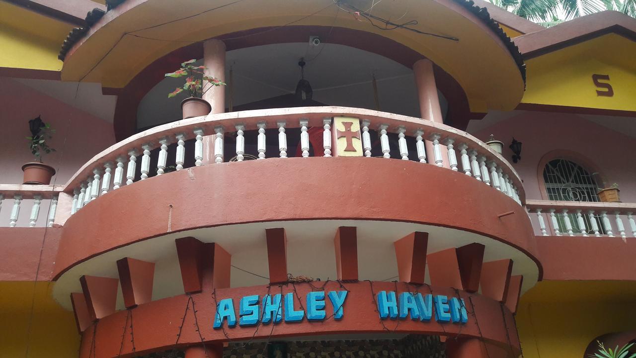 Ashley House 2*