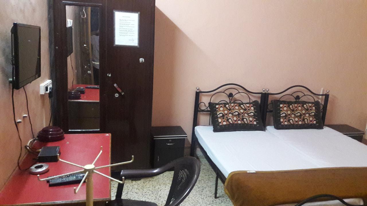 Guest house Ashley House 2*